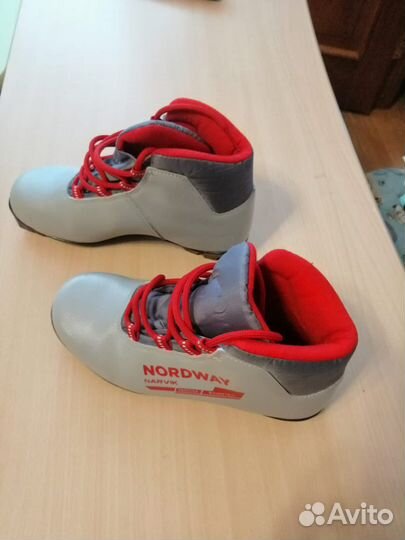 Лыжные ботинки детские nordway 37,5размер