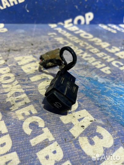 Кнопка птф Lexus Gs300 седан 1996