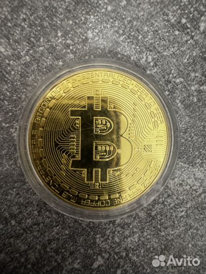 Монета биткоин