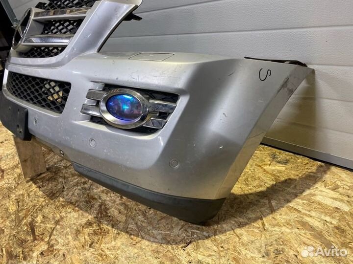 Бампер передний Mercedes-Benz Gl-Class W164