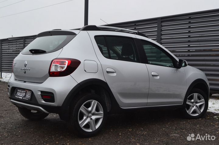 Renault Sandero Stepway 1.6 МТ, 2016, 30 000 км