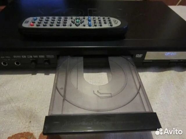 DVD+mpeg4 проигрывателя Xoro HSD 400 Pro