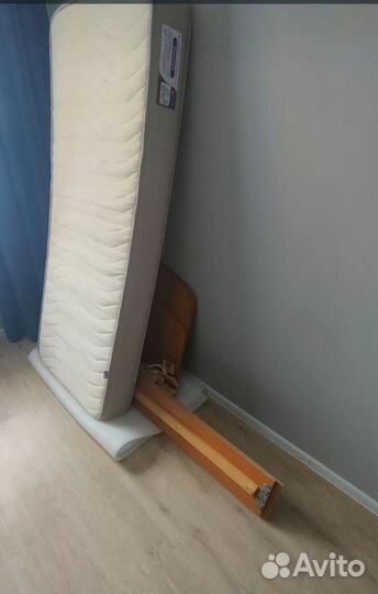 Кровать+ матрас