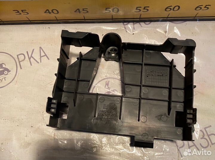 Кронштейн блока комфорта Chevrolet Cobalt 2013