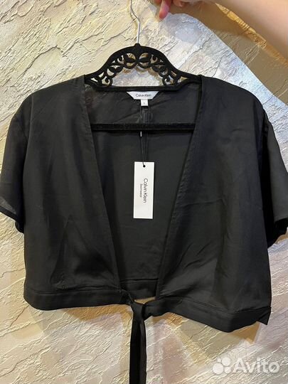 Топ Calvin klein