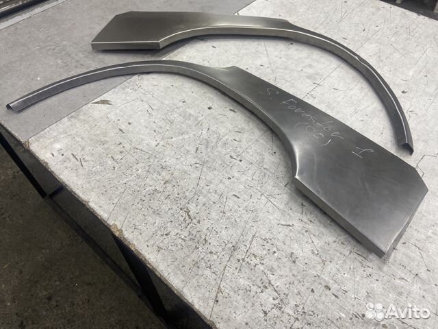 Subaru Forester SF арки задних крыльев левый