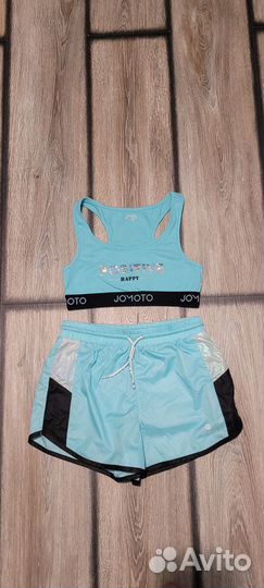 Спортивный топ и шорты на девочку р.146