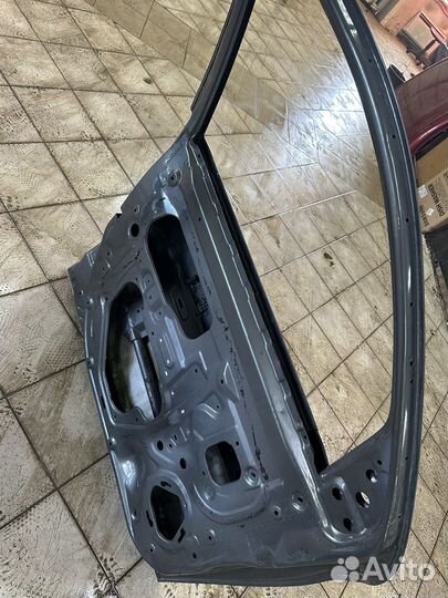 Дверь передняя левая mitsubishi outlander 3