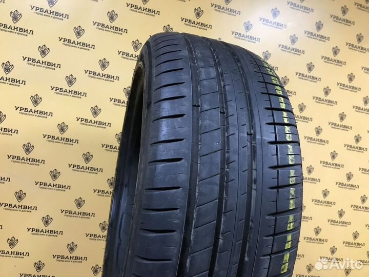 Michelin Pilot Sport 3 235/45 R18 98Y