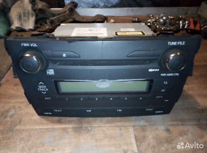 Штатная магнитола тойота королла Е 150