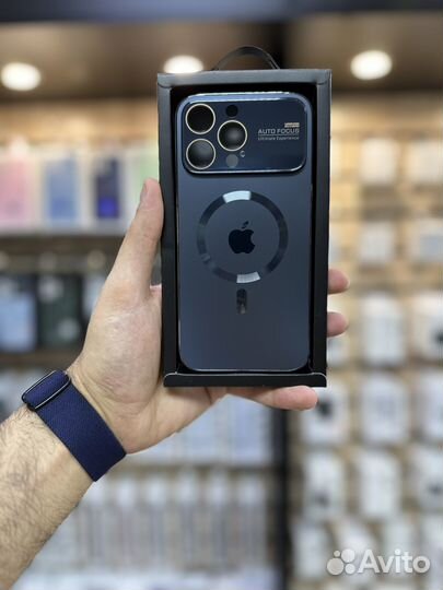 Чехол на iPhone