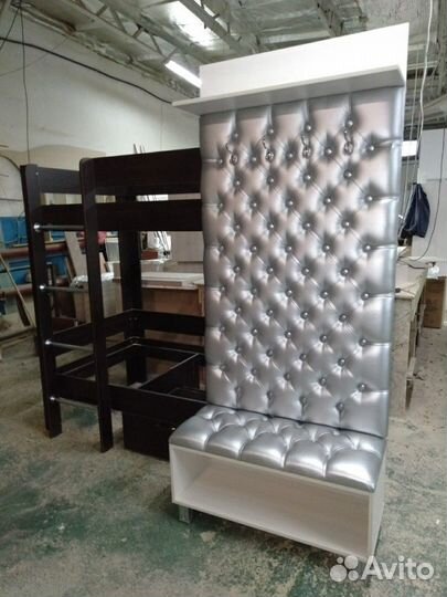 Вешалка для одежды