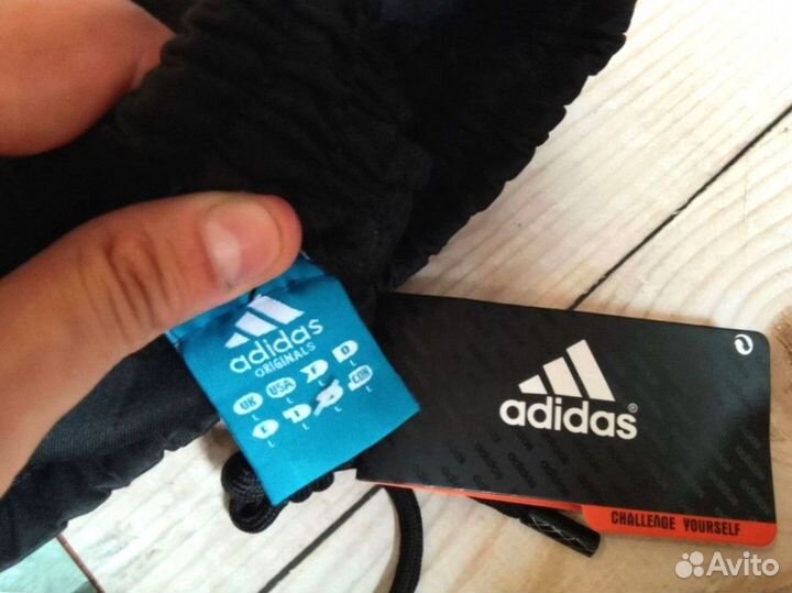 Спортивные штаны Adidas