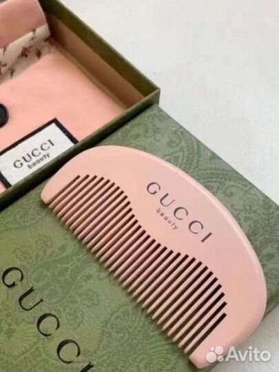 Гребешок Gucci в подарочной коробке
