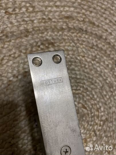 Дверные замки новые