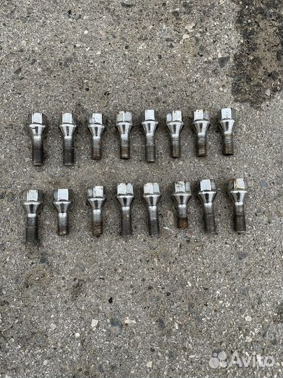Колесные болты под литые диски