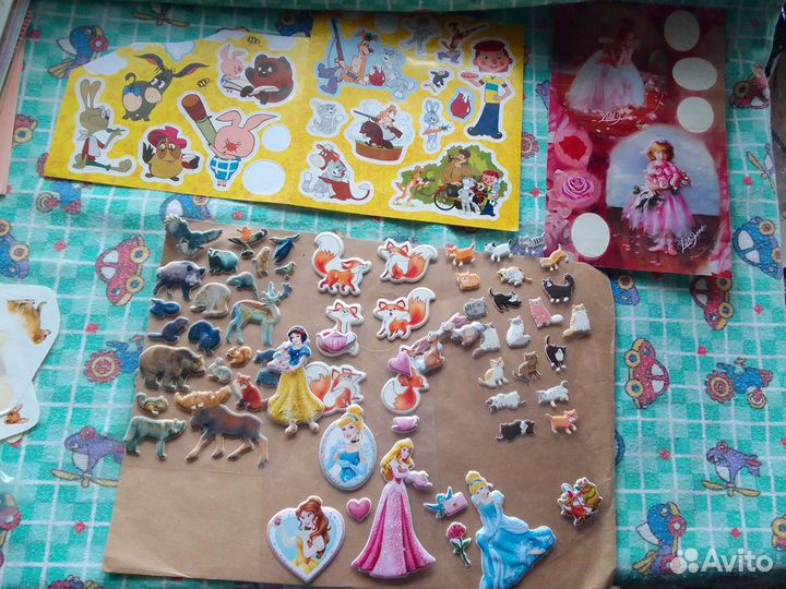 Наклейки много 2д/3д