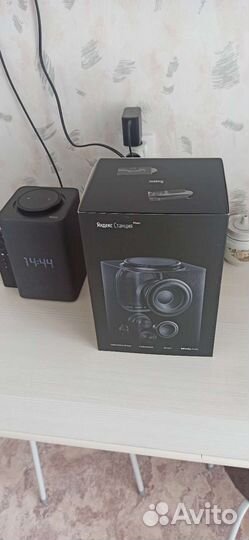 Яндекс станция макс