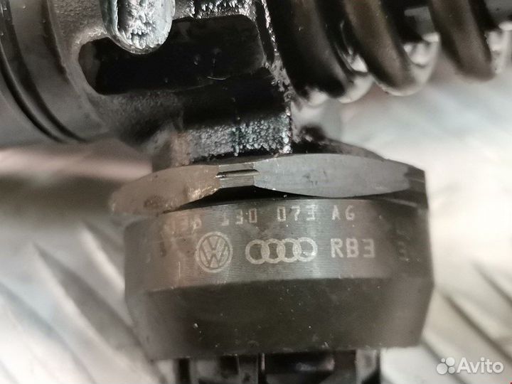 Форсунка для Volkswagen Golf 5