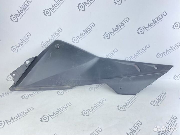 Облицовка боковая центральная левая skyway