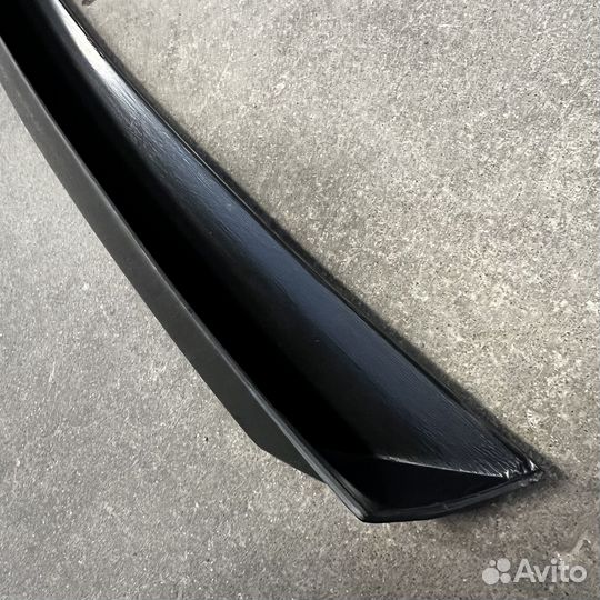 Лип-Спойлер 