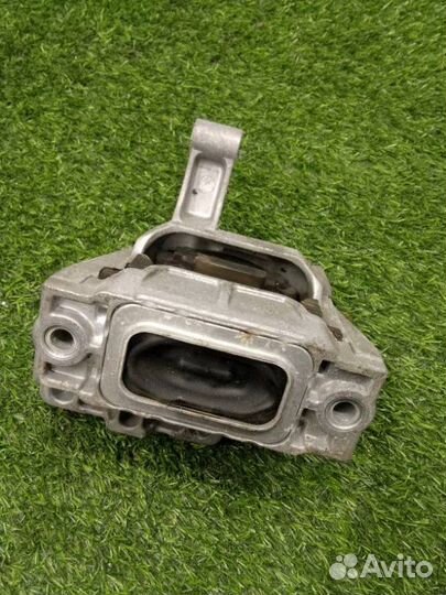 Подушка двигателя Volkswagen Tiguan 5N2 CBA 2008