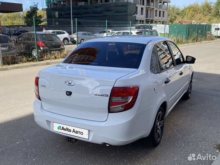 LADA Granta 1.6 МТ, 2018, 105 000 км