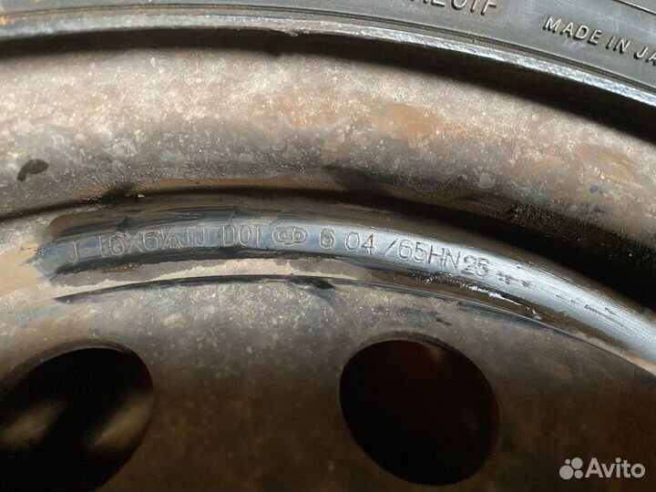 Продам колесо от тойота вокси на 16