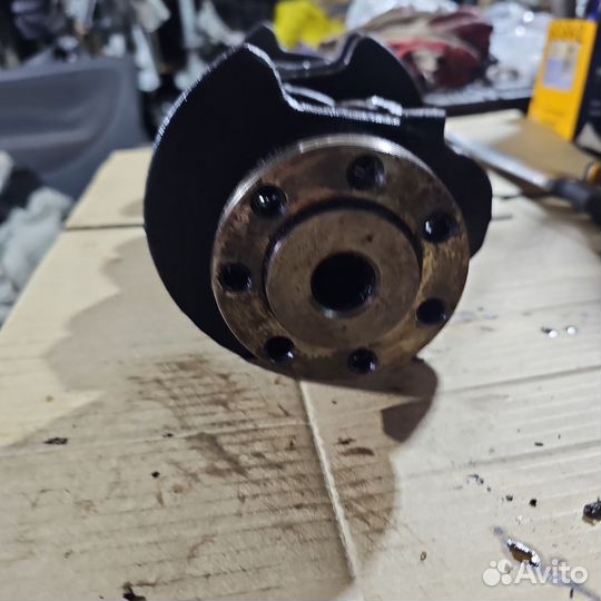 Коленвал 16V Renault Scenic 1 1.6 K4MB701