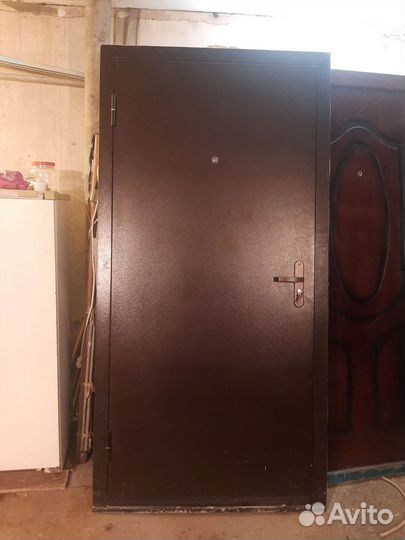 Входная дверь