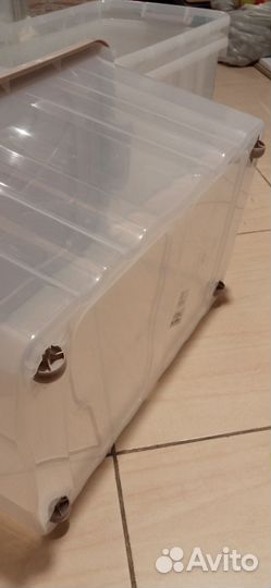Ящик пластиковый с крышкой
