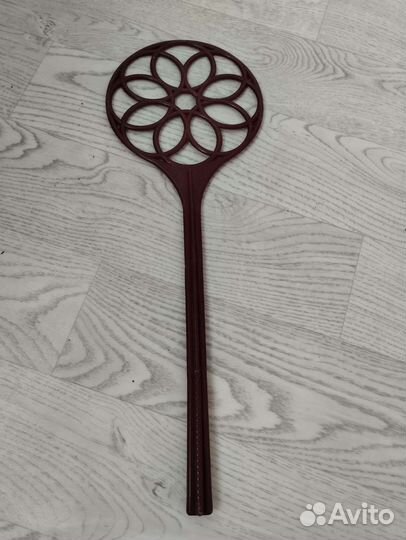 Выбивалка для ковров