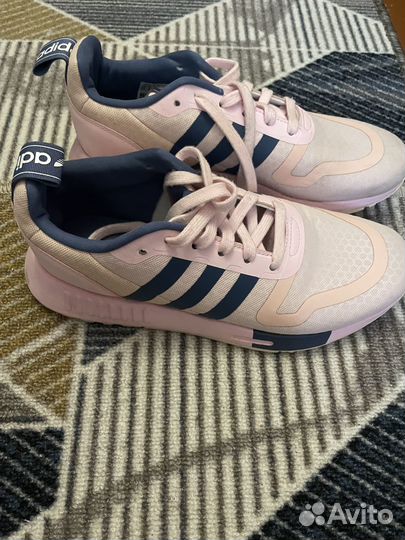 Кроссовки женские adidas 40 размер