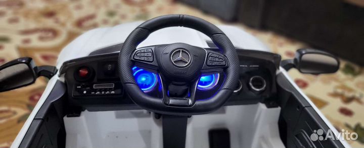 Детский электромобиль mercedes amg gt