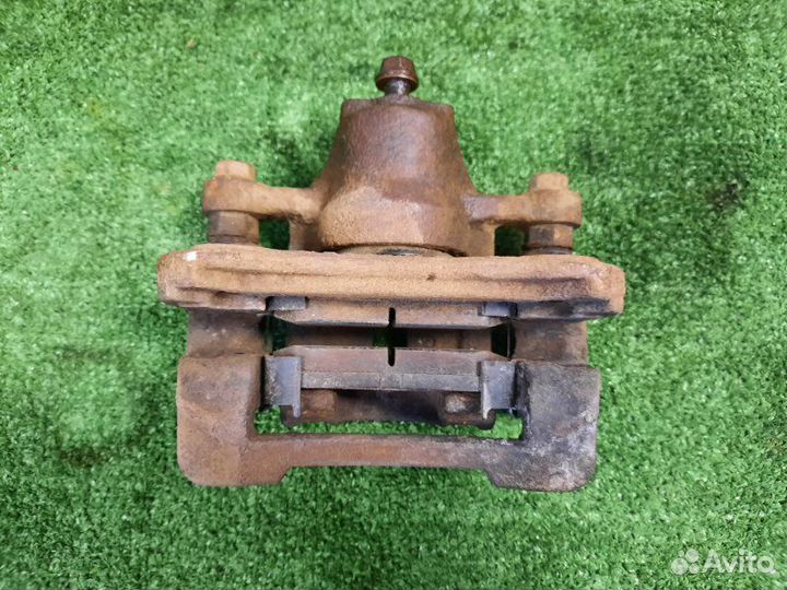 Суппорт тормозной задний левый Hyundai Ix35 2.0