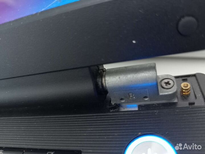 Ноутбук Asus 17