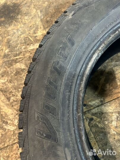 Viatti Bosco Nordico V-523 195/65 R15