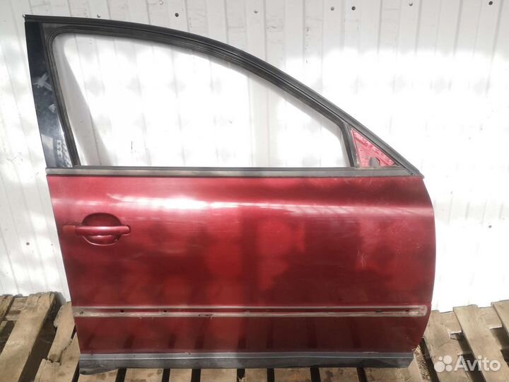 Дверь передняя правая Passat B5