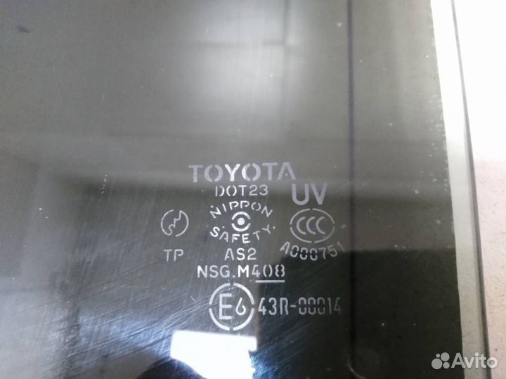 Стекло двери задней левой Toyota Camry V30 2001-20