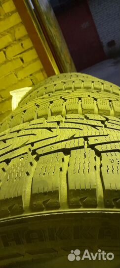 Nokian Tyres Hakkapeliitta 7 SUV 275/50 R20