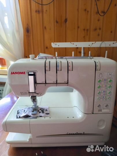 Распошивальная машина Janome coverpro 2