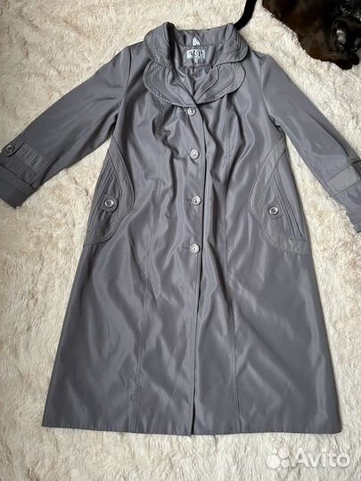 Плащ женский