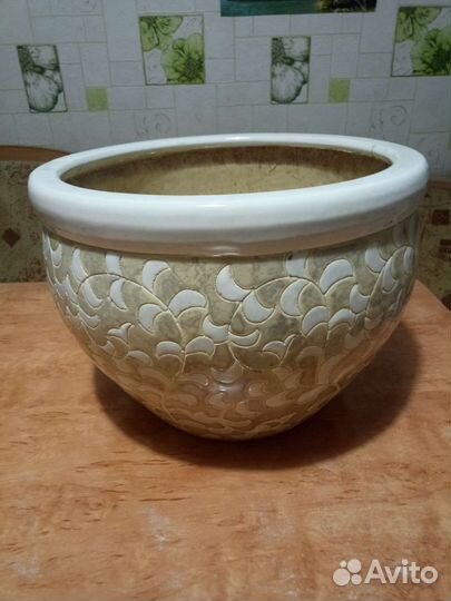 Горшки: керамика, пластик для цветов, много