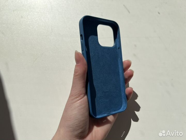 Оригинальный чехол для iPhone 13 Pro с MagSafe