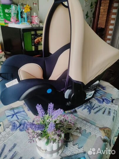 Автомобильное детское кресло от 0 до 15 кг