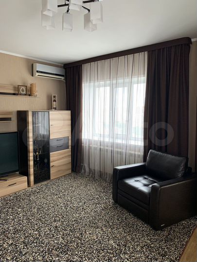 3-к. квартира, 97 м², 12/14 эт.