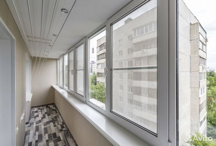 Остекление балконов под ключ