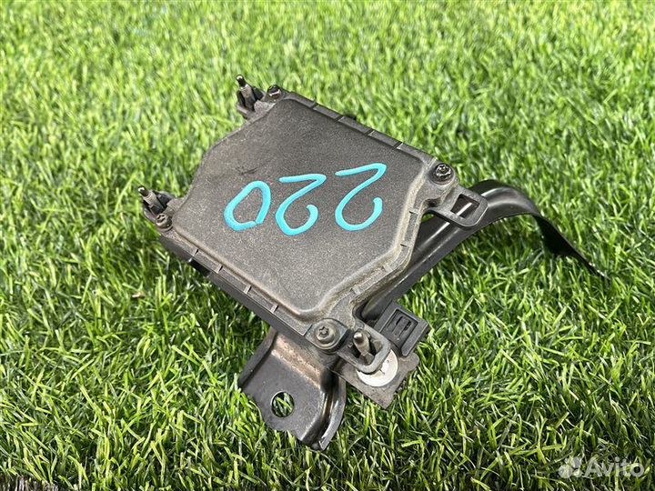 Блок управления круиз-контролем Toyota Crown