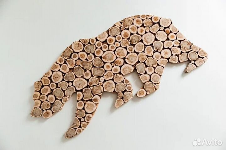 Панно из можжевельника