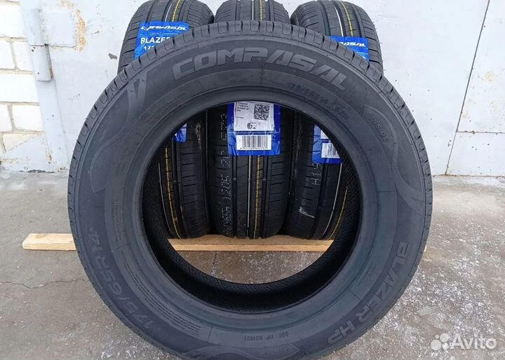 Compasal BLAZER HP 175/65 R14 82H